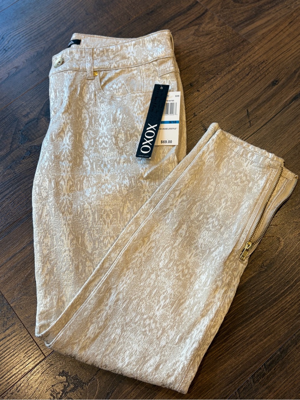 XOXO gold jeans